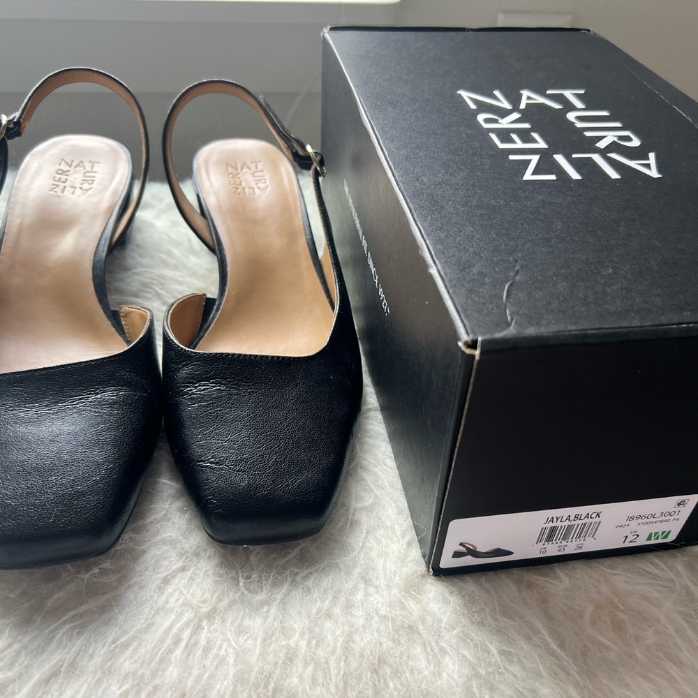 Naturalizer Jayla Black Leather Slingback Heels